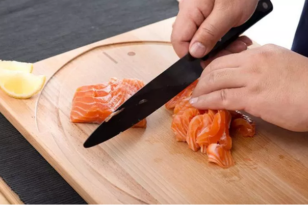 氧化鋯陶瓷刀是否會漸漸取代金屬刀具?